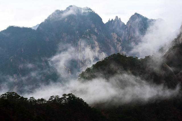 中国安徽省、黄山｜爬上震撼中国的第一奇山・黄山