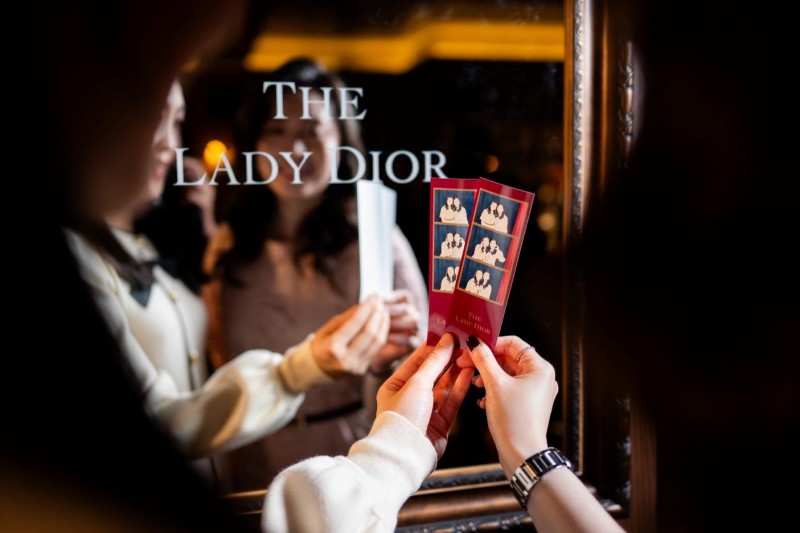 首个「The Lady Dior Pub」独家亮相「澳門銀河」