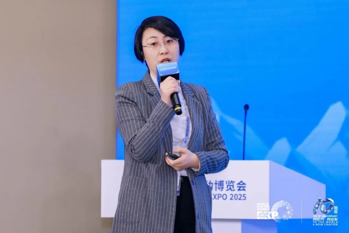 荟萃冰雪装备智者,共探产业创新路径 | 2025冬博会冰雪装备产业创新发展论坛圆满举办